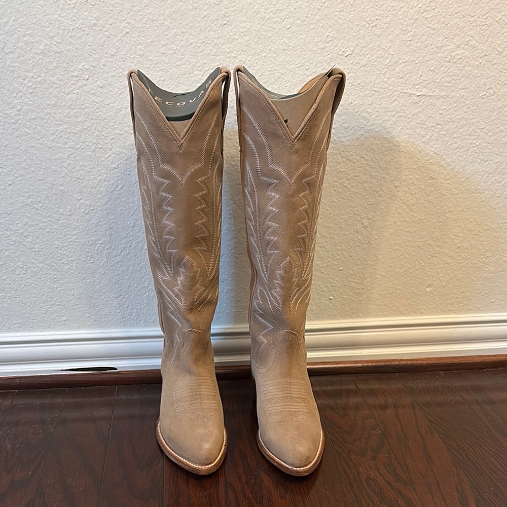 Tecovas Suede Abby Cowboy Boots - 7